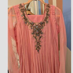 Beautiful Pink Muave Anarkali Chudidar Size 42 Large Long Sleeve